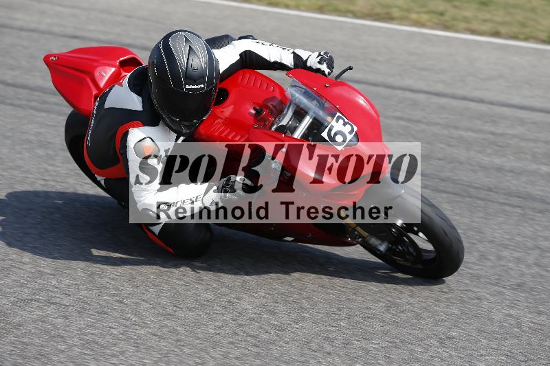 /49 26.08.2025 Cornu Master School ADR/rot-rouge/63